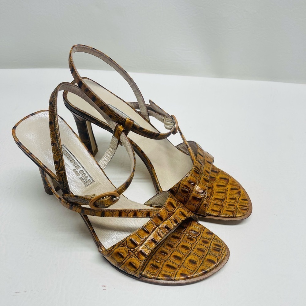 Kenneth Cole New York strap heels crocodile print leather size 6.5 made initaly
